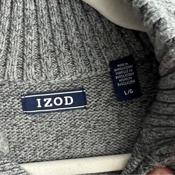 Izod Gray Sweater - Picture 4 of 5